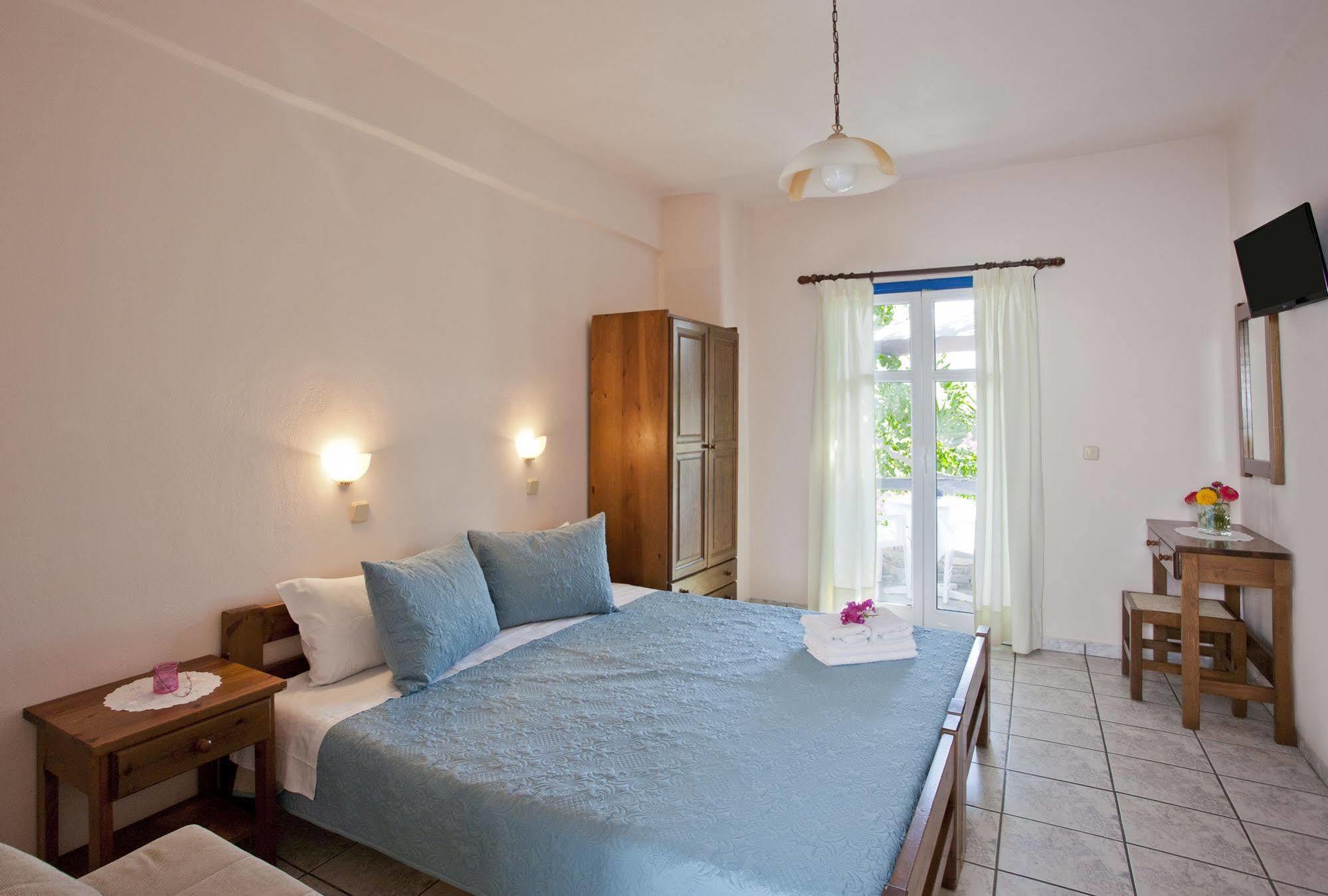 Stefano Apartments Náousa Eksteriør bilde