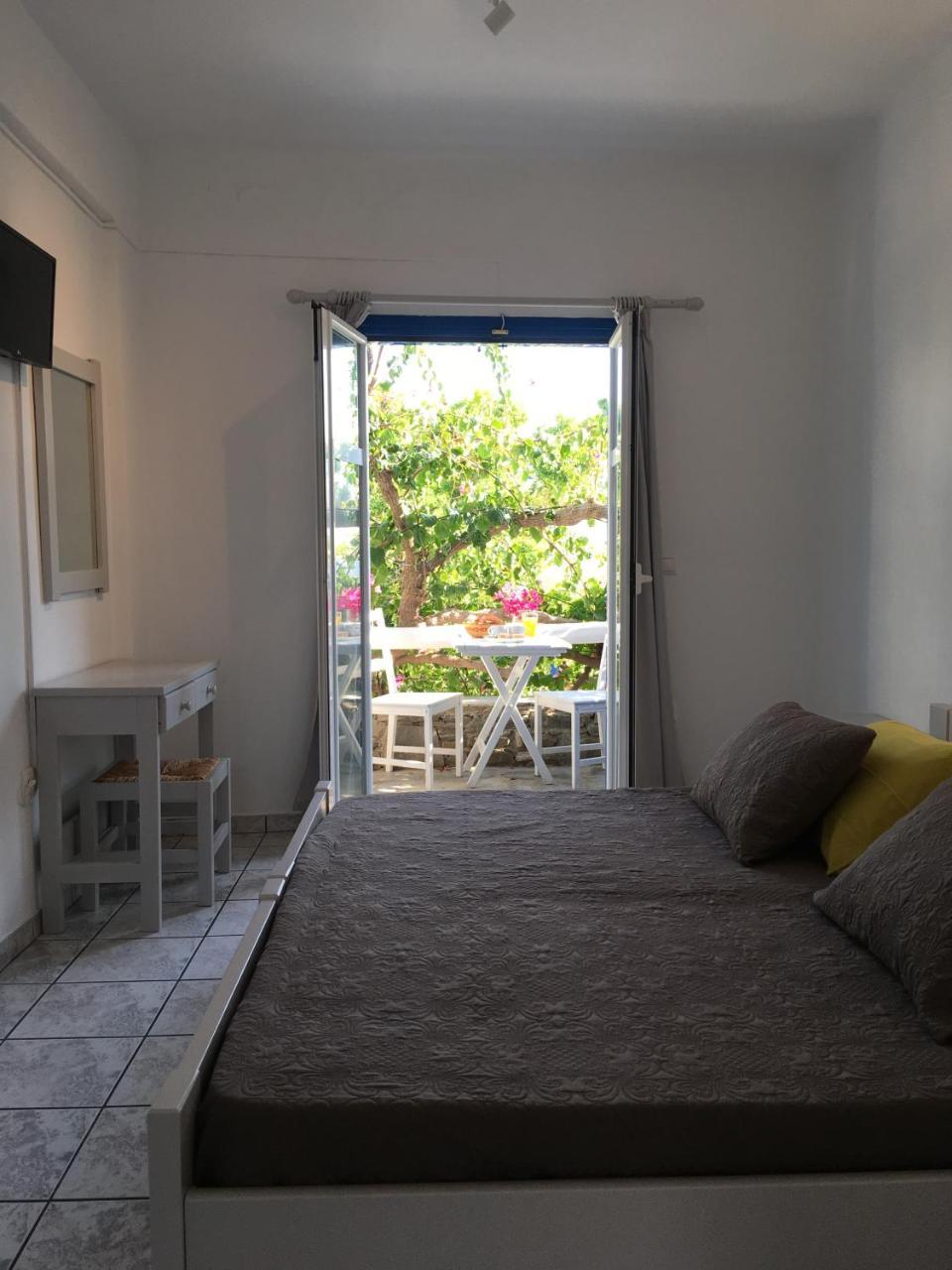 Stefano Apartments Náousa Eksteriør bilde