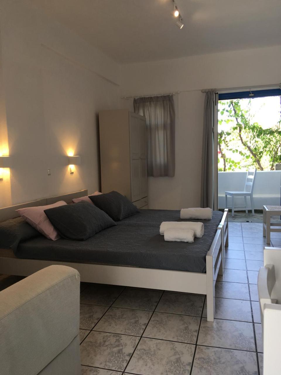 Stefano Apartments Náousa Eksteriør bilde